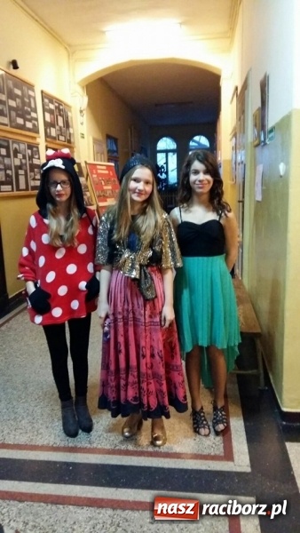 Zdjęcie w galerii na portalu naszraciborz.pl: Karnawał w Gimnazjum nr 5  wiadomości z regionu