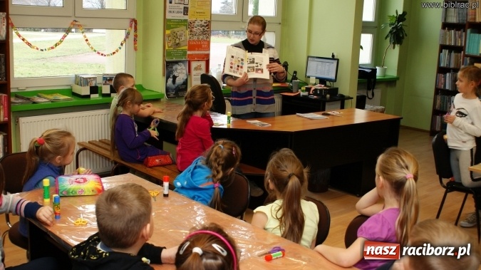 Zdjęcie w galerii na portalu naszraciborz.pl: Styczniowe warsztaty w bibliotece  wiadomości z regionu