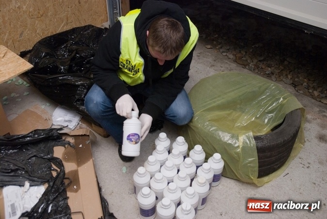 Zdjęcie w galerii na portalu naszraciborz.pl: Policjanci i raciborscy pogranicznicy rozbili zorganizowaną grupę przestępczą  wiadomości z regionu