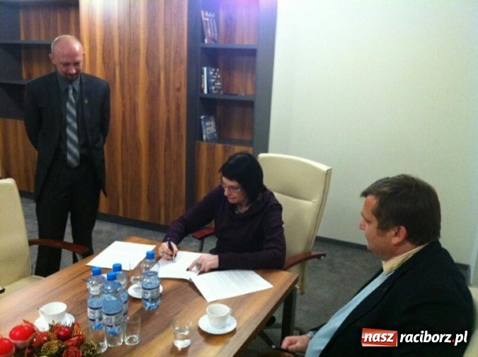 Zdjęcie w galerii na portalu naszraciborz.pl: Raciborska PWSZ współpracuje z Jastrzębskim Klastrem Innowacji wiadomości z regionu