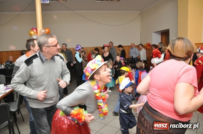 Zdjęcie w galerii na portalu naszraciborz.pl: Domowe Przedszkolaki balowały z Babciami i Dziadkami wiadomości z regionu