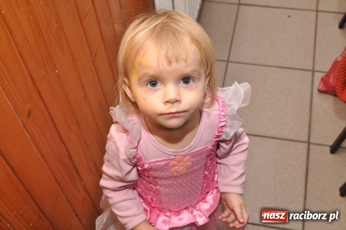 Zdjęcie w galerii na portalu naszraciborz.pl: Domowe Przedszkolaki balowały z Babciami i Dziadkami wiadomości z regionu