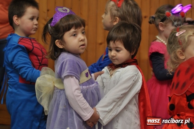 Zdjęcie w galerii na portalu naszraciborz.pl: Domowe Przedszkolaki balowały z Babciami i Dziadkami wiadomości z regionu