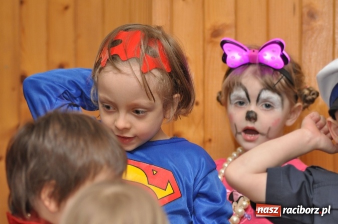 Zdjęcie w galerii na portalu naszraciborz.pl: Domowe Przedszkolaki balowały z Babciami i Dziadkami wiadomości z regionu