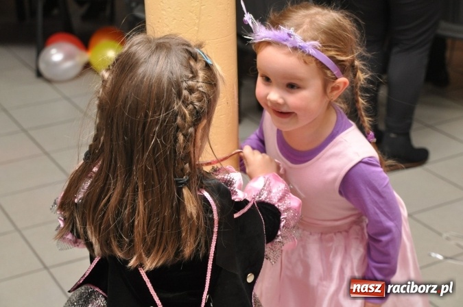 Zdjęcie w galerii na portalu naszraciborz.pl: Domowe Przedszkolaki balowały z Babciami i Dziadkami wiadomości z regionu