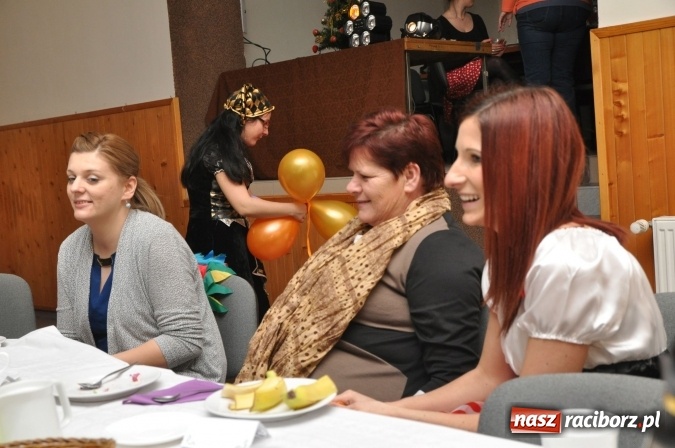 Zdjęcie w galerii na portalu naszraciborz.pl: Domowe Przedszkolaki balowały z Babciami i Dziadkami wiadomości z regionu