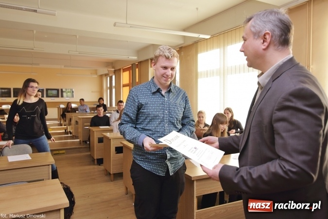 Zdjęcie w galerii na portalu naszraciborz.pl: IX Konkurs Języka Angielskiego i Niemieckiego - sprawdź, kto zdobył indeks raciborskiej uczelni wiadomości z regionu