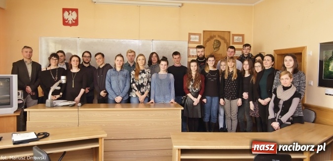 Zdjęcie w galerii na portalu naszraciborz.pl: IX Konkurs Języka Angielskiego i Niemieckiego - sprawdź, kto zdobył indeks raciborskiej uczelni wiadomości z regionu