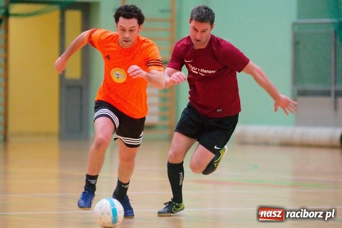 Zdjęcie w galerii na portalu naszraciborz.pl: HLPN: Futsalowy piątek w Arenie Rafako. Kolejna porażka Pata Cabra Team. Wild Boys rozgromieni przez RS-Bau wiadomości z regionu