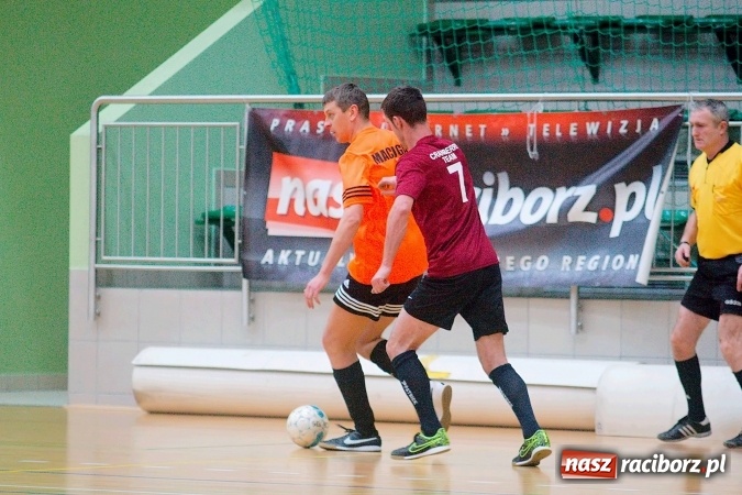 Zdjęcie w galerii na portalu naszraciborz.pl: HLPN: Futsalowy piątek w Arenie Rafako. Kolejna porażka Pata Cabra Team. Wild Boys rozgromieni przez RS-Bau wiadomości z regionu