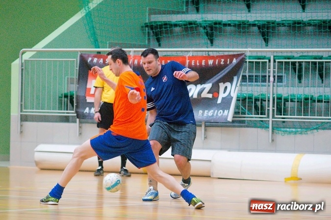 Zdjęcie w galerii na portalu naszraciborz.pl: HLPN: Futsalowy piątek w Arenie Rafako. Kolejna porażka Pata Cabra Team. Wild Boys rozgromieni przez RS-Bau wiadomości z regionu