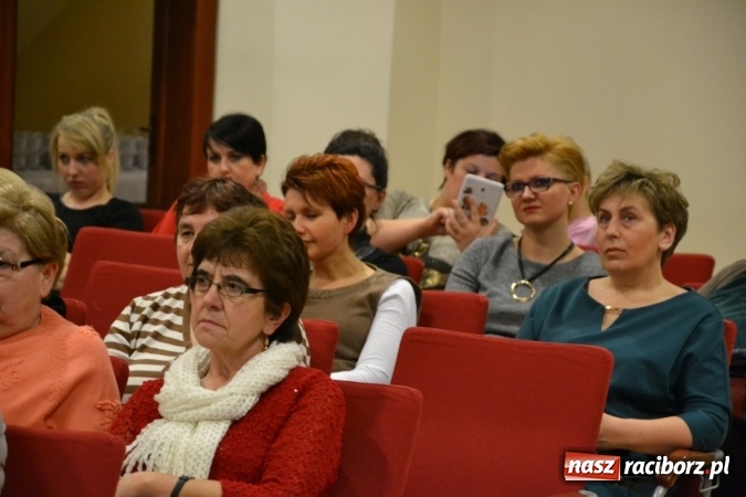 Zdjęcie w galerii na portalu naszraciborz.pl: Forum Kobiet na Zamku Piastowskim za nami wiadomości z regionu