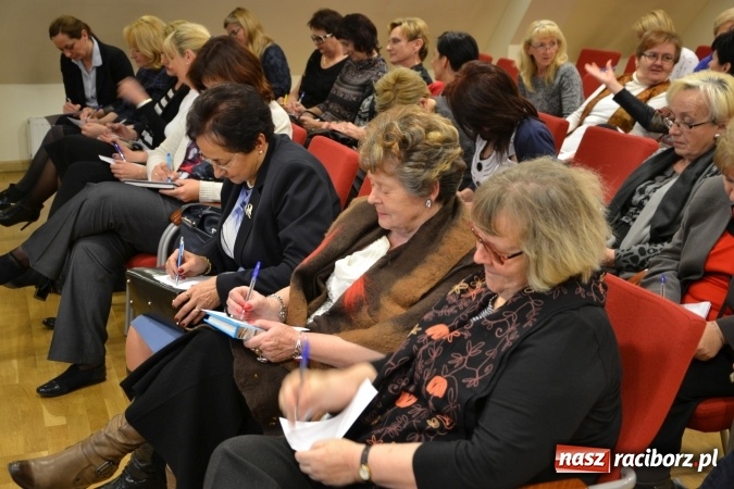 Zdjęcie w galerii na portalu naszraciborz.pl: Forum Kobiet na Zamku Piastowskim za nami wiadomości z regionu