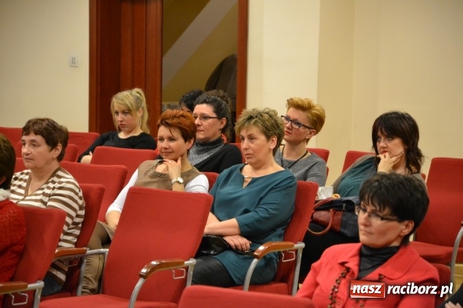 Zdjęcie w galerii na portalu naszraciborz.pl: Forum Kobiet na Zamku Piastowskim za nami wiadomości z regionu
