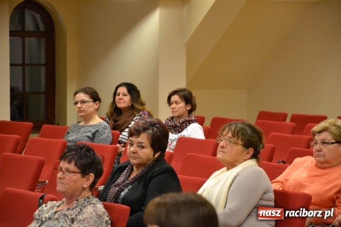 Zdjęcie w galerii na portalu naszraciborz.pl: Forum Kobiet na Zamku Piastowskim za nami wiadomości z regionu
