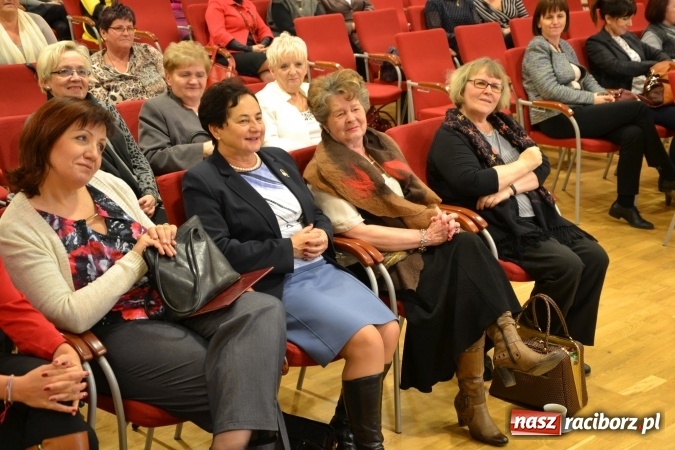 Zdjęcie w galerii na portalu naszraciborz.pl: Forum Kobiet na Zamku Piastowskim za nami wiadomości z regionu
