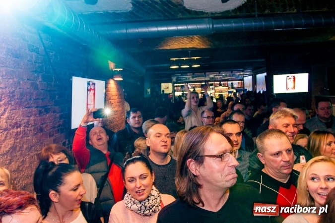 Zdjęcie w galerii na portalu naszraciborz.pl: Legenda polskiego rocka zagrała wczoraj w Raciborzu wiadomości z regionu