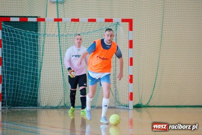 Zdjęcie w galerii na portalu naszraciborz.pl: IX Turniej o Puchar Wójta Gminy Rudnik za nami. Grzegorzowice z trofeum wiadomości z regionu