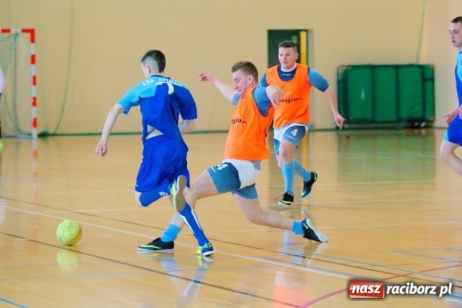 Zdjęcie w galerii na portalu naszraciborz.pl: IX Turniej o Puchar Wójta Gminy Rudnik za nami. Grzegorzowice z trofeum wiadomości z regionu