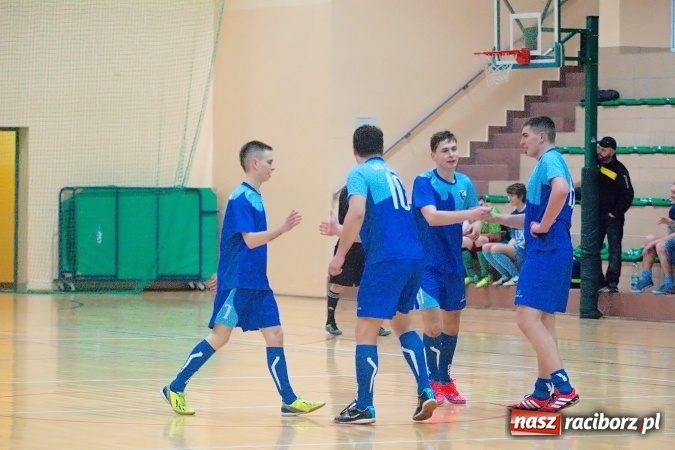 Zdjęcie w galerii na portalu naszraciborz.pl: IX Turniej o Puchar Wójta Gminy Rudnik za nami. Grzegorzowice z trofeum wiadomości z regionu