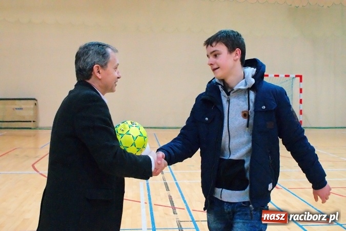 Zdjęcie w galerii na portalu naszraciborz.pl: IX Turniej o Puchar Wójta Gminy Rudnik za nami. Grzegorzowice z trofeum wiadomości z regionu