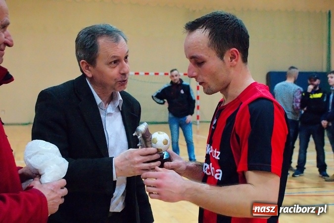 Zdjęcie w galerii na portalu naszraciborz.pl: IX Turniej o Puchar Wójta Gminy Rudnik za nami. Grzegorzowice z trofeum wiadomości z regionu