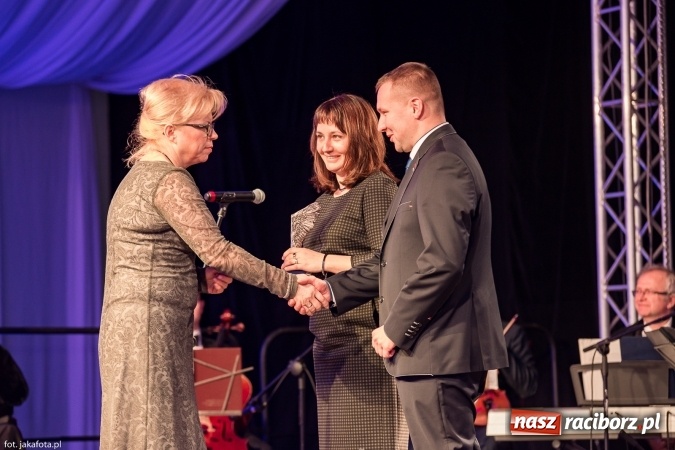 Zdjęcie w galerii na portalu naszraciborz.pl: Gala pietrowickiego biznesu - sprawdź kto dostał wyr&oacute;żnienie! wiadomości z regionu