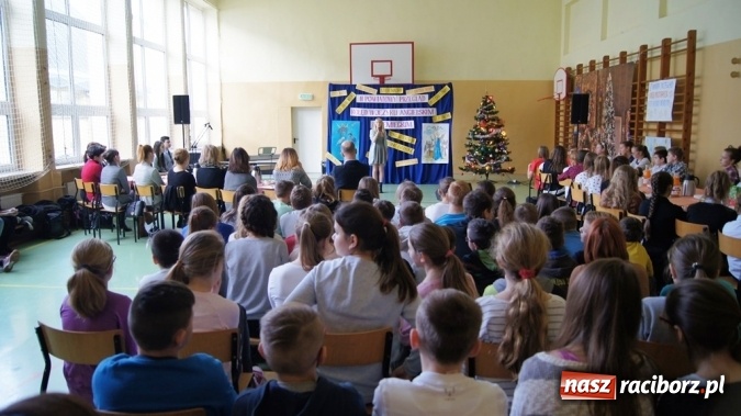 Zdjęcie w galerii na portalu naszraciborz.pl: II Powiatowy Przegląd Kolęd w Języku Angielskim i Niemieckim w Pietrowicach Wielkich wiadomości z regionu