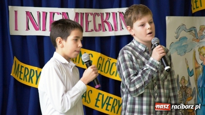 Zdjęcie w galerii na portalu naszraciborz.pl: II Powiatowy Przegląd Kolęd w Języku Angielskim i Niemieckim w Pietrowicach Wielkich wiadomości z regionu