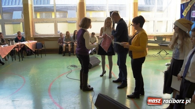 Zdjęcie w galerii na portalu naszraciborz.pl: II Powiatowy Przegląd Kolęd w Języku Angielskim i Niemieckim w Pietrowicach Wielkich wiadomości z regionu
