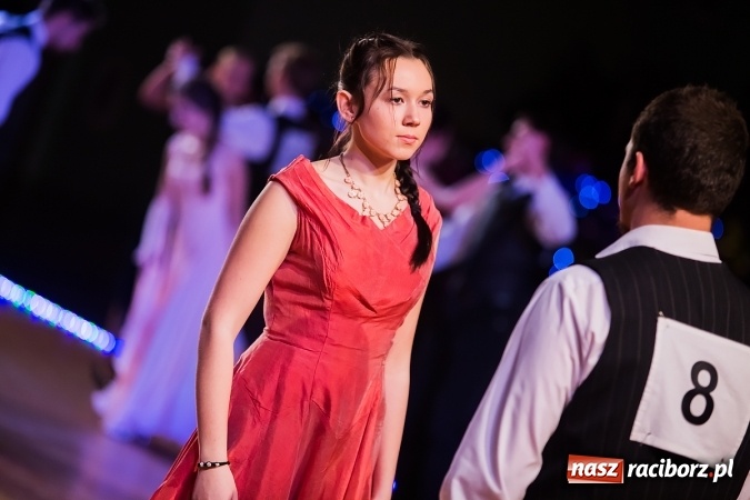 Zdjęcie w galerii na portalu naszraciborz.pl: X Jubileuszowa Karnawałowa Rewia Tańca w Arenie Rafako wiadomości z regionu