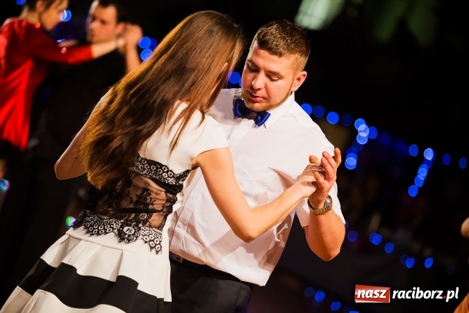 Zdjęcie w galerii na portalu naszraciborz.pl: X Jubileuszowa Karnawałowa Rewia Tańca w Arenie Rafako wiadomości z regionu