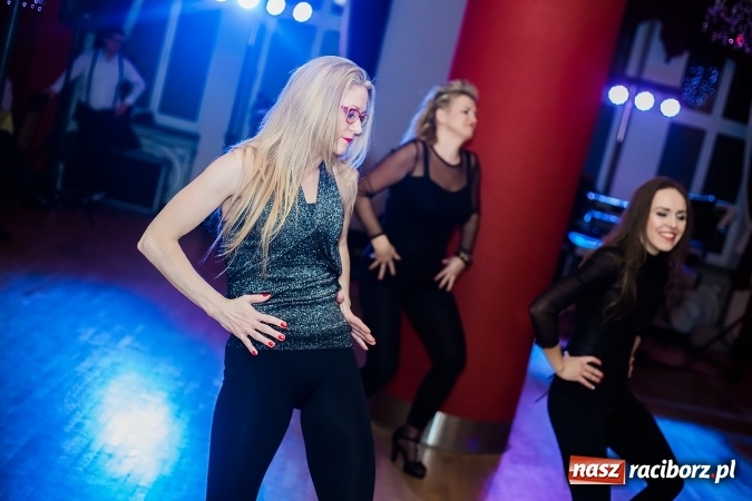 Zdjęcie w galerii na portalu naszraciborz.pl: Skaza i jej sympatycy oraz przyjaciele bawili się w Raciborskiej wiadomości z regionu