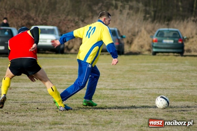 Zdjęcie w galerii na portalu naszraciborz.pl: Sparing: Markowice bez pomysłu na grę uległy Stali z Kuźni Raciborskiej wiadomości z regionu