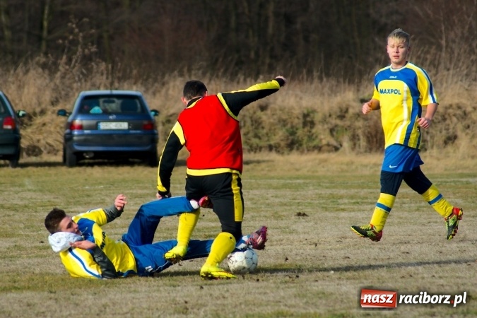 Zdjęcie w galerii na portalu naszraciborz.pl: Sparing: Markowice bez pomysłu na grę uległy Stali z Kuźni Raciborskiej wiadomości z regionu