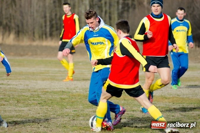Zdjęcie w galerii na portalu naszraciborz.pl: Sparing: Markowice bez pomysłu na grę uległy Stali z Kuźni Raciborskiej wiadomości z regionu