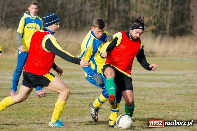 Zdjęcie w galerii na portalu naszraciborz.pl: Sparing: Markowice bez pomysłu na grę uległy Stali z Kuźni Raciborskiej wiadomości z regionu