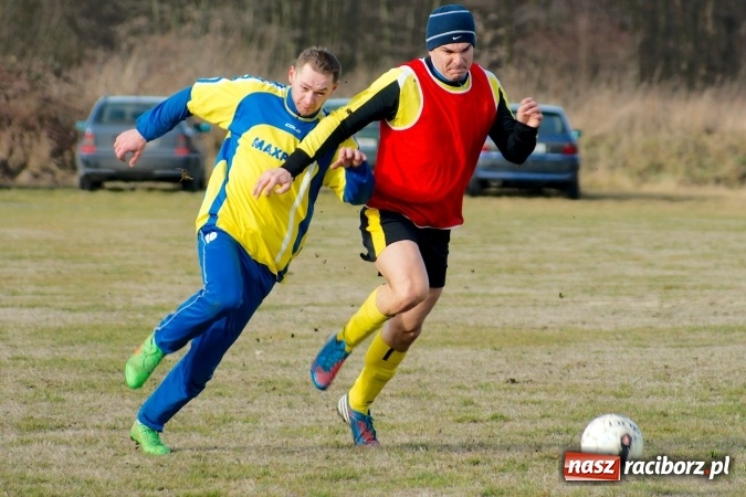 Zdjęcie w galerii na portalu naszraciborz.pl: Sparing: Markowice bez pomysłu na grę uległy Stali z Kuźni Raciborskiej wiadomości z regionu