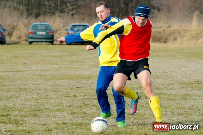Zdjęcie w galerii na portalu naszraciborz.pl: Sparing: Markowice bez pomysłu na grę uległy Stali z Kuźni Raciborskiej wiadomości z regionu