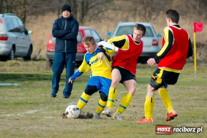 Zdjęcie w galerii na portalu naszraciborz.pl: Sparing: Markowice bez pomysłu na grę uległy Stali z Kuźni Raciborskiej wiadomości z regionu