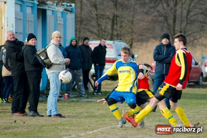 Zdjęcie w galerii na portalu naszraciborz.pl: Sparing: Markowice bez pomysłu na grę uległy Stali z Kuźni Raciborskiej wiadomości z regionu