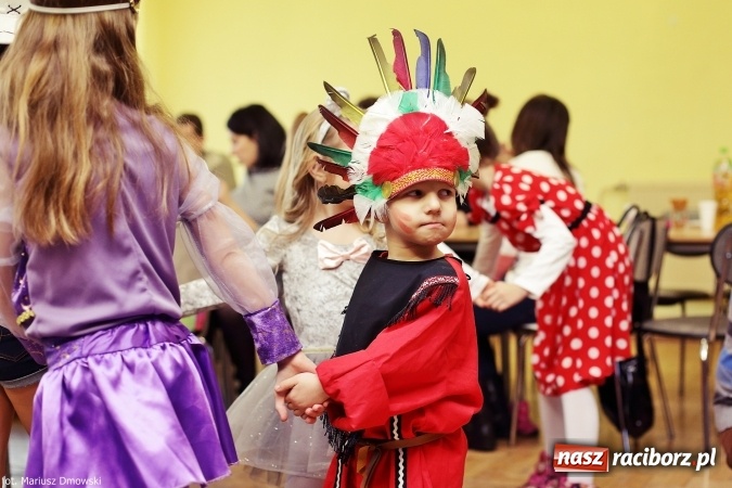 Zdjęcie w galerii na portalu naszraciborz.pl: Dziecięcy bal karnawałowy w Krzanowicach wiadomości z regionu