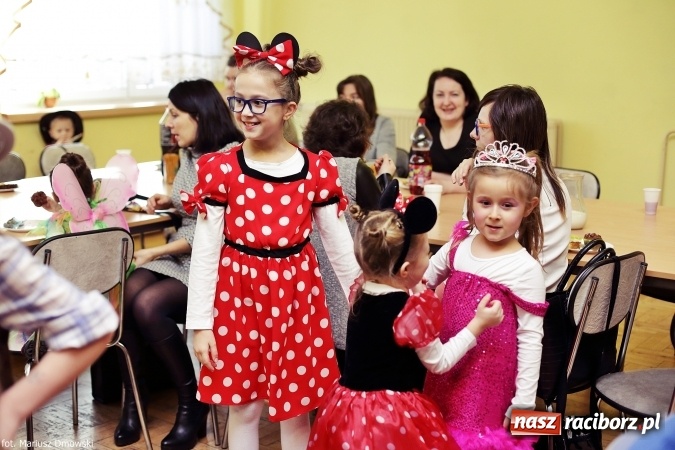 Zdjęcie w galerii na portalu naszraciborz.pl: Dziecięcy bal karnawałowy w Krzanowicach wiadomości z regionu