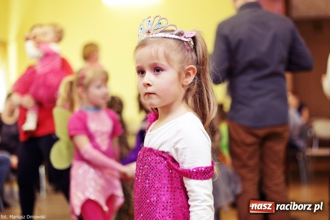 Zdjęcie w galerii na portalu naszraciborz.pl: Dziecięcy bal karnawałowy w Krzanowicach wiadomości z regionu