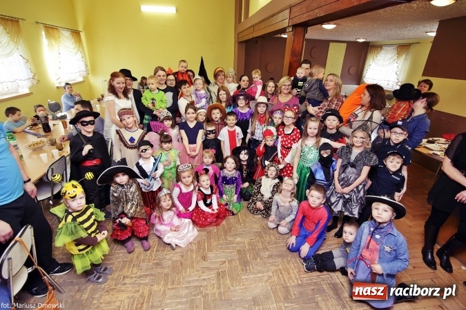 Zdjęcie w galerii na portalu naszraciborz.pl: Dziecięcy bal karnawałowy w Krzanowicach wiadomości z regionu