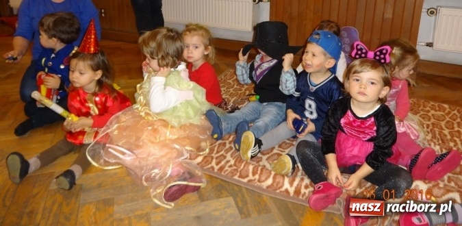 Zdjęcie w galerii na portalu naszraciborz.pl: Fikusie w Strzesze cieszą się z zimy wiadomości z regionu