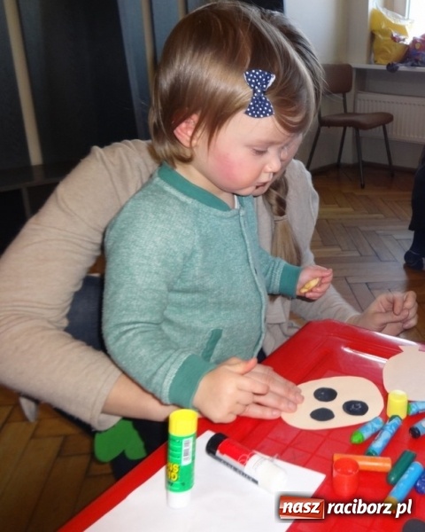 Zdjęcie w galerii na portalu naszraciborz.pl: Fikusie w Strzesze cieszą się z zimy wiadomości z regionu