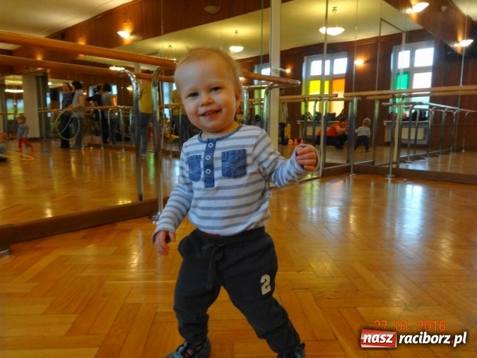 Zdjęcie w galerii na portalu naszraciborz.pl: Fikusie w Strzesze cieszą się z zimy wiadomości z regionu