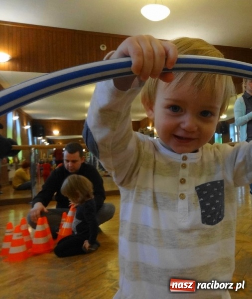 Zdjęcie w galerii na portalu naszraciborz.pl: Fikusie w Strzesze cieszą się z zimy wiadomości z regionu