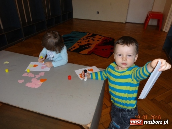 Zdjęcie w galerii na portalu naszraciborz.pl: Fikusie w Strzesze cieszą się z zimy wiadomości z regionu